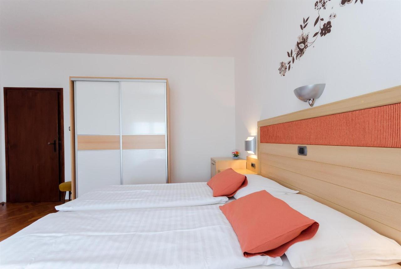 Apartments Mirjana B Lopar Exterior foto